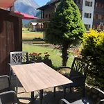 L'herensarde, Bel Avec Jardin-terrasse Et Garage Evolène