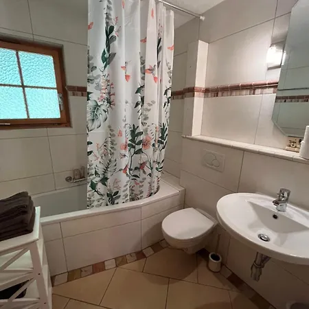 L'herensarde, Bel Avec Jardin-terrasse Et Garage * Evolène